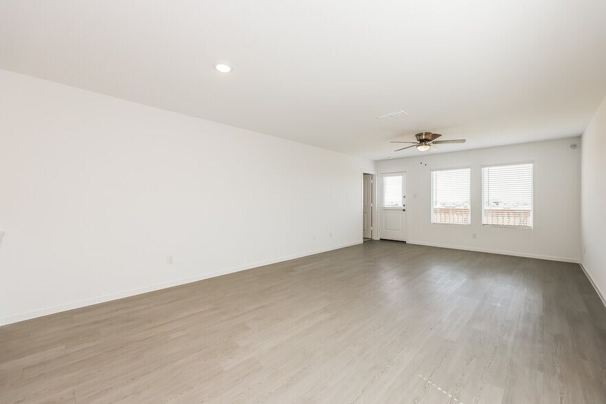 Building Photo - 1228 Canyon Wren Dr