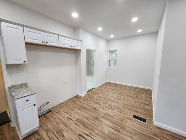 Building Photo - 35149 Pardo St