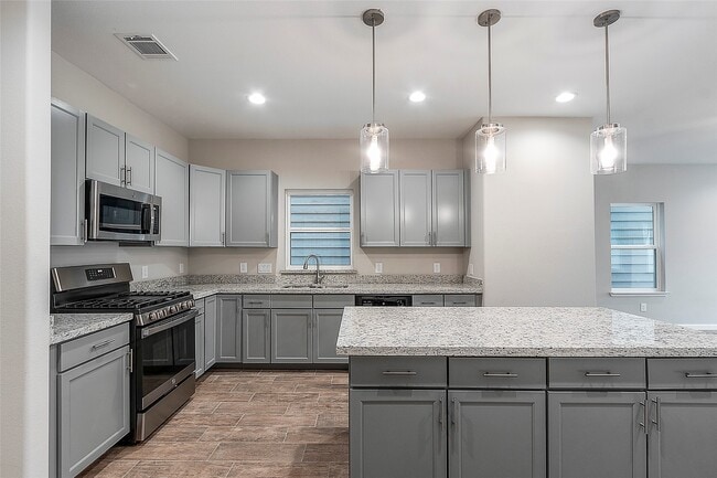 Building Photo - 17115 Wilthorne Colony Ct