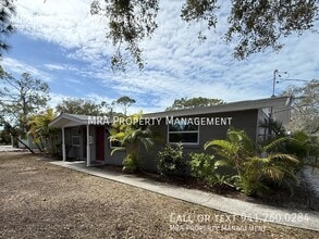 Building Photo - 350 N Elm St