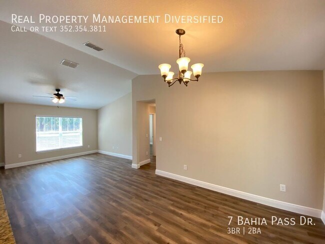 Building Photo - 7 Bahia Pass Dr