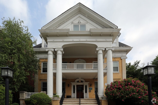 Exterior - 4601 Spruce St