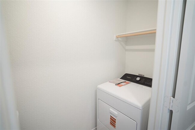 Building Photo - 360 Brannigan Dr