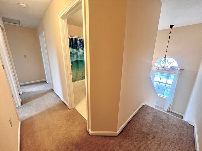 Building Photo - Cranberry Township - 3 Bedroom 2.5 Bathroo...