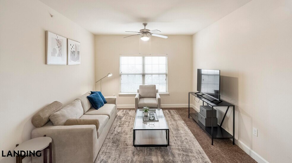 Building Photo - 2745 Westpointe Dr