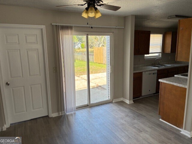 Building Photo - 332 Mission Forest Trail