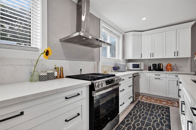 Building Photo - 1510 NW 176th Terrace