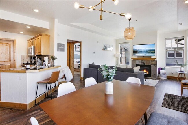 Primary Photo - Redstone Condo with A/C and 1 Car Garage