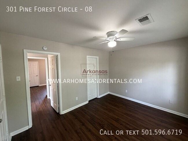 Building Photo - 301 Pine Forest Cir