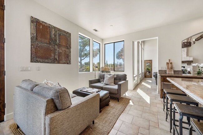 Building Photo - AVAILABLE NOW - Furnished Luxury Wine Coun...