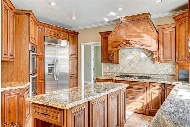 Building Photo - 2312 Silver Bluff Ct