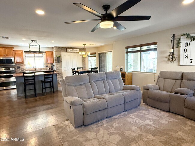 Building Photo - 21550 N 120th Ln