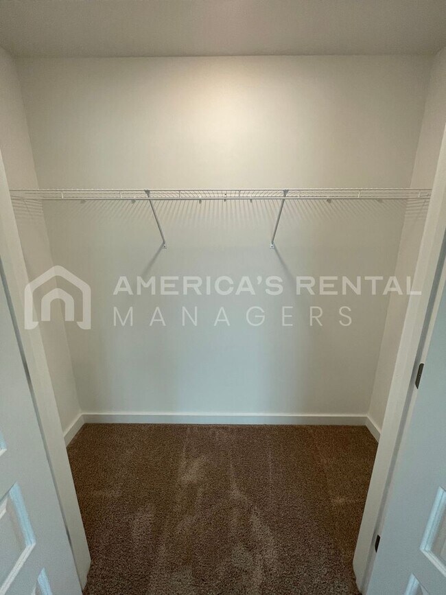 Building Photo - Home for Rent in Weaver, AL!!! Available to View Now!!!