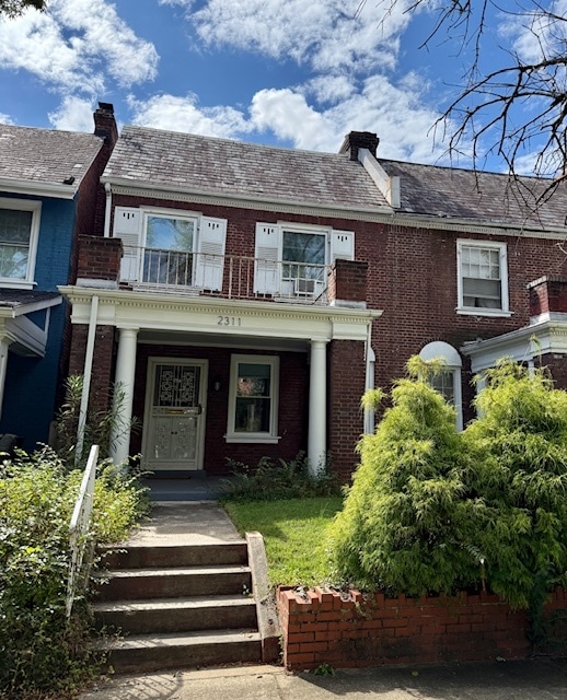 Building Photo - 2311 Maplewood Ave