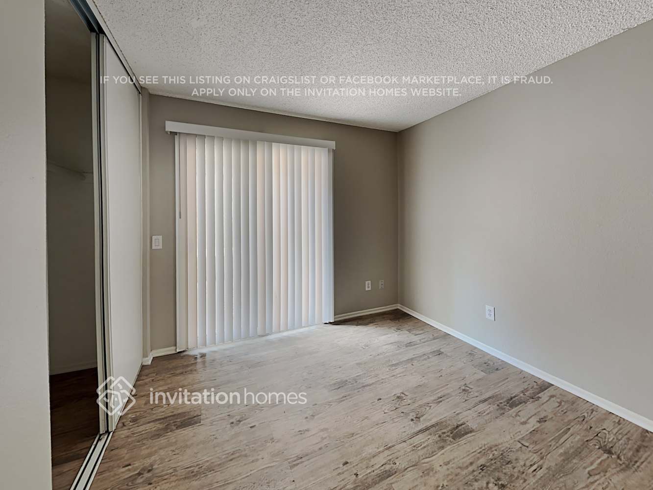 Building Photo - 2172 Stratford Dr