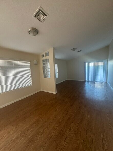 Building Photo - 7933 Turtle Island Ct