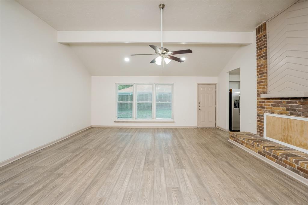 Building Photo - 13430 Piney Oaks Dr