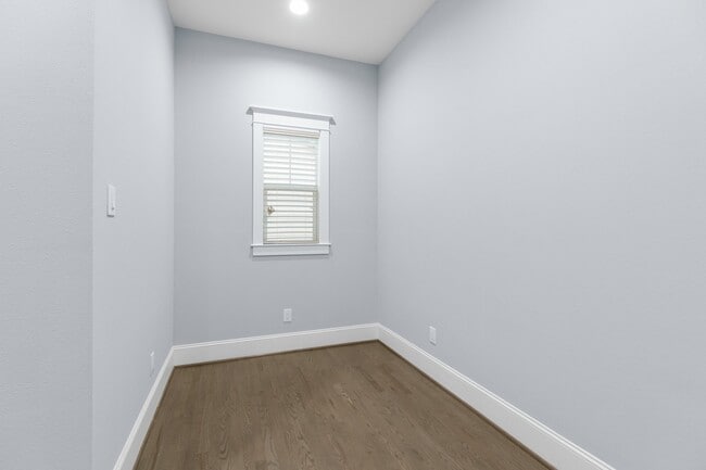 Building Photo - 2515 Judiway St