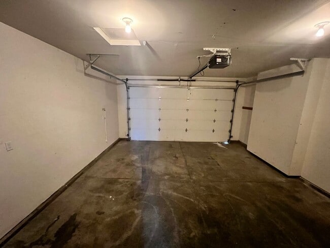 Building Photo - Fresh Paint and Flooring! Great Value and ...