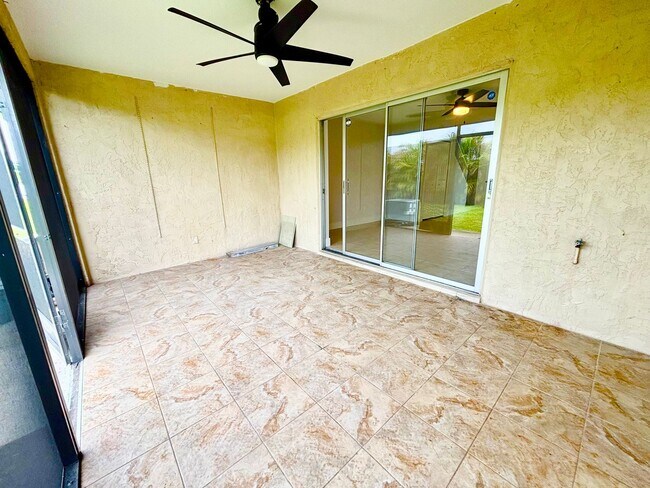 Building Photo - Stunningly Remodeled 2-Bed, 1.5-bath, with...
