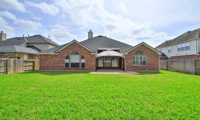 Building Photo - 2802 Parkeston Dr