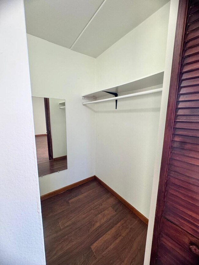 Building Photo - 1463 Mercury Dr