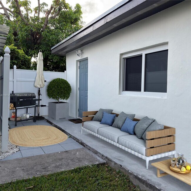 Primary Photo - 1850 SW 73rd Court Rd