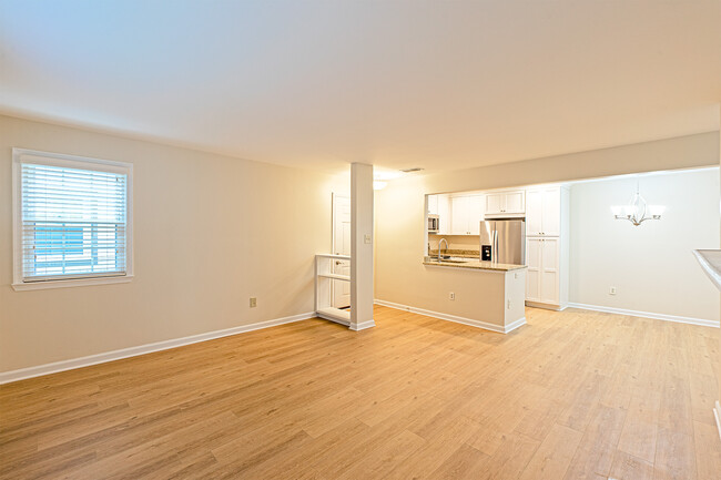 Building Photo - 11701 Karbon Hill Ct