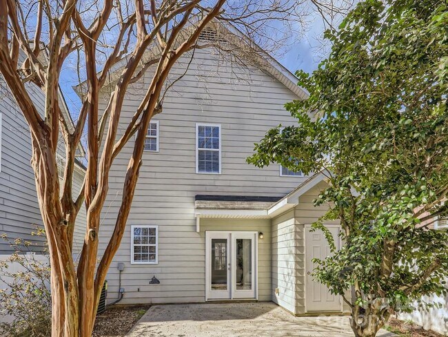Building Photo - 249 Faust Rd