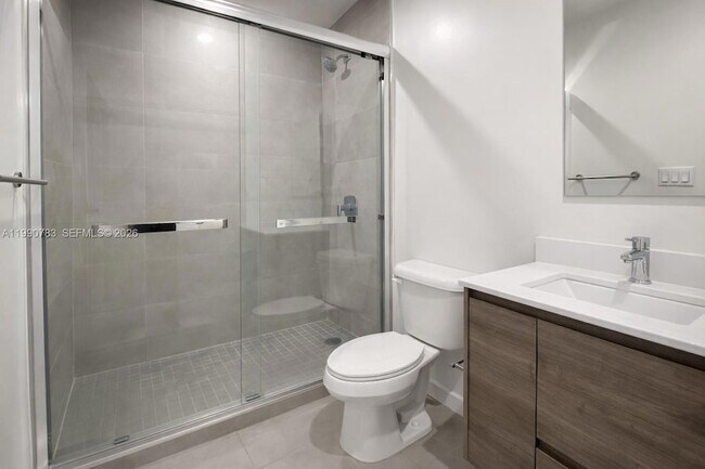 Building Photo - 1950 Fletcher St