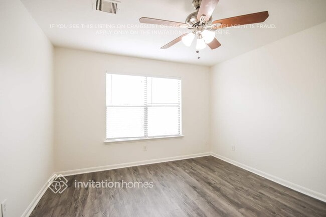 Building Photo - 8146 Chancewood Ln