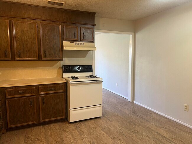 Building Photo - 6509 21st St