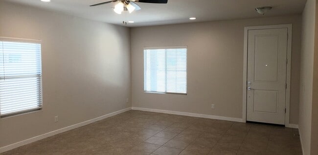 Building Photo - NEW Costa Verde upgraded home in Mountain View Ranch