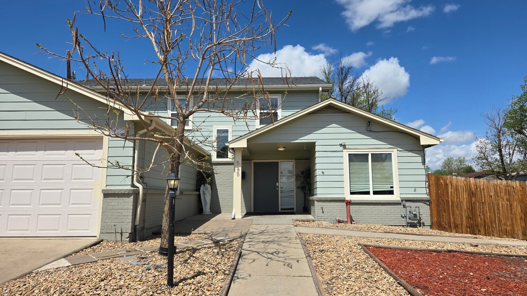 Building Photo - 565 W 96th Ave
