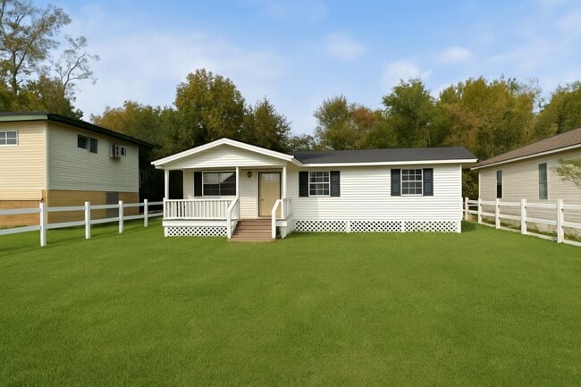 Primary Photo - 1221 42nd Ave