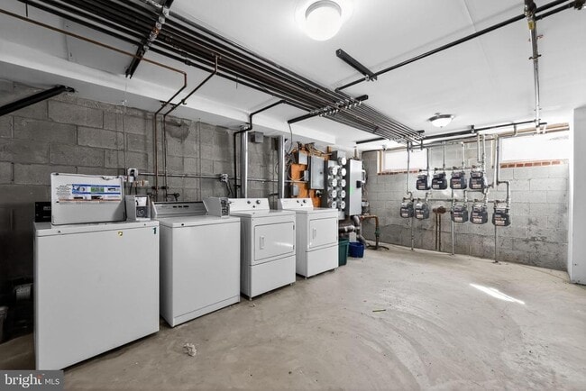 Building Photo - 1521 N 15th St