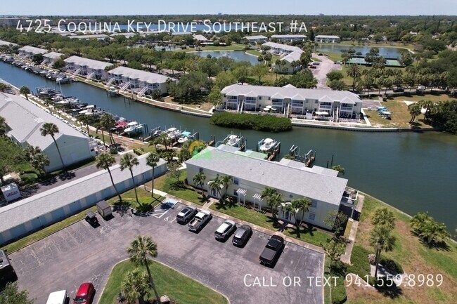 Building Photo - 4725 Coquina Key Dr SE