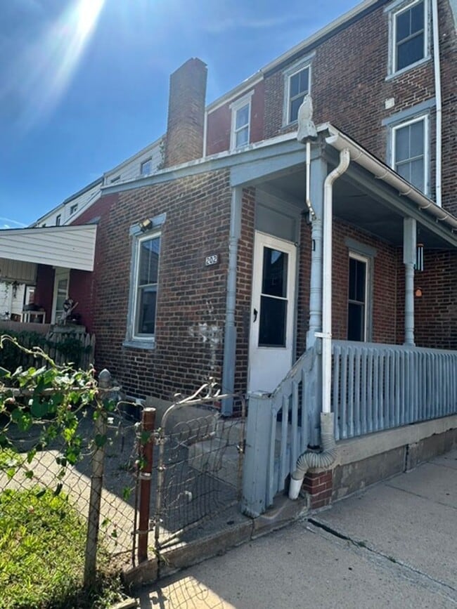 Building Photo - 202 S Franklin St