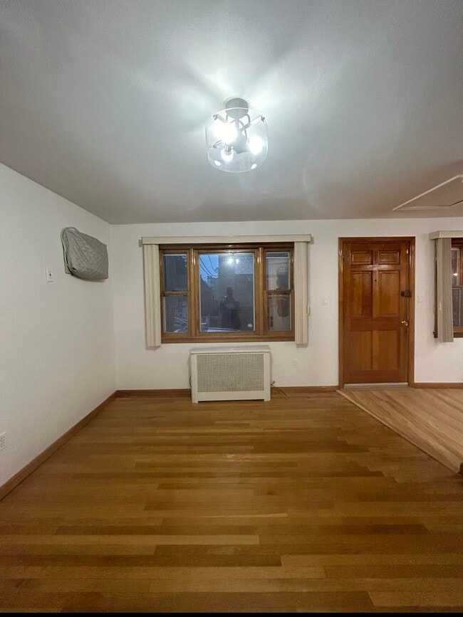 Building Photo - 307 71st St