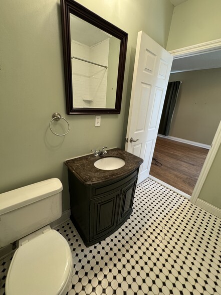 Building Photo - 41940 E Ann Arbor Trl