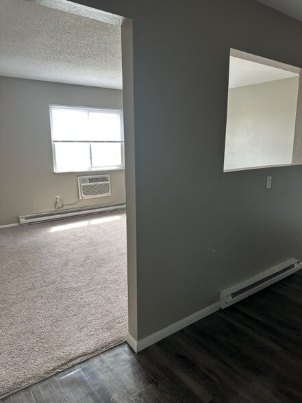 Building Photo - 7451 Lunitas Ln