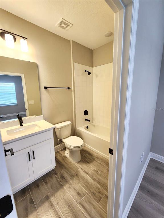 Building Photo - 18435 Mowry Ct