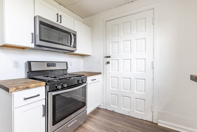 Building Photo - 123 Beltzhoover Ave