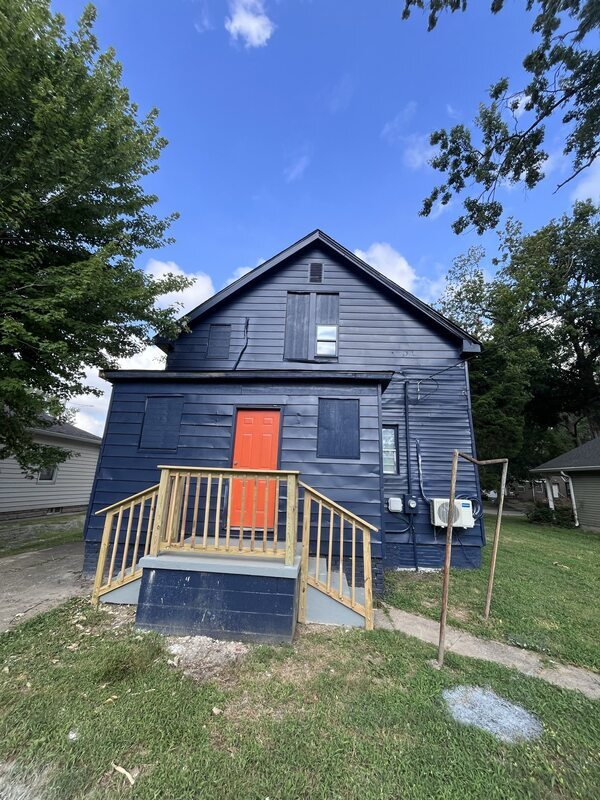 Building Photo - 519 S New York Ave
