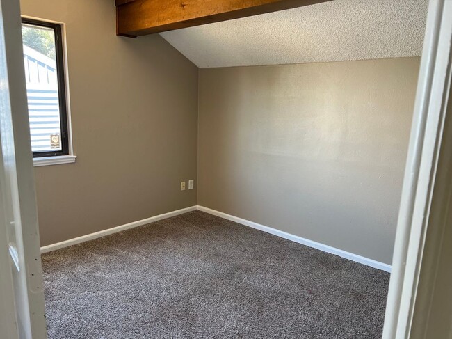 Building Photo - 14798 E Wagontrail Dr