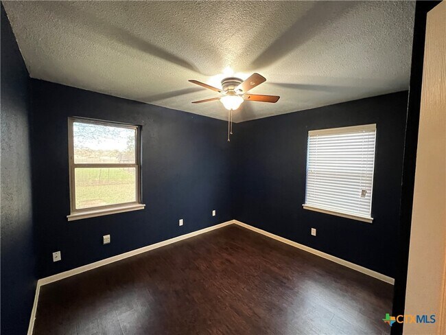 Building Photo - 10694 FM1670