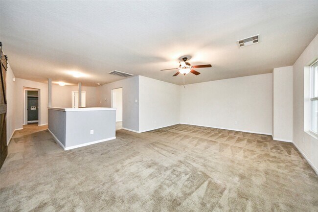 Building Photo - 2662 Magnolia Fair Way