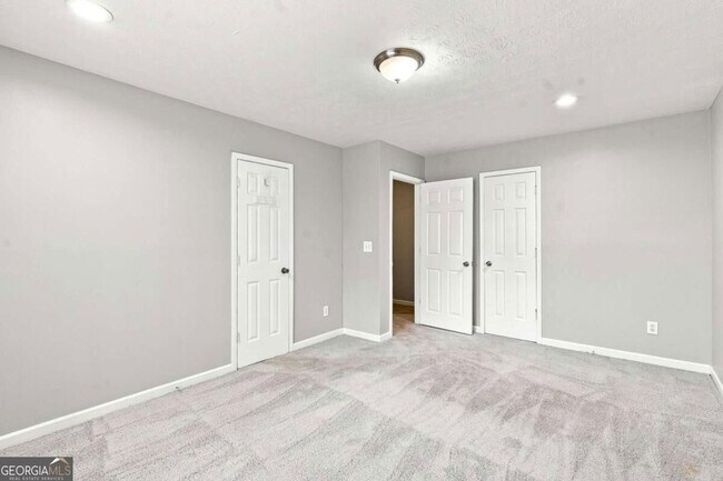 Building Photo - 5557 Clover Rise Ln