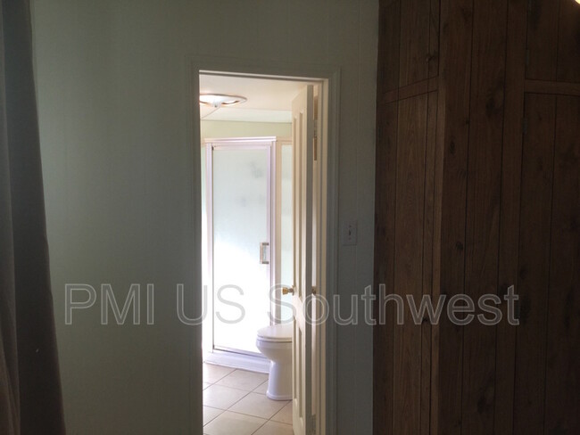 Building Photo - 2088 Del Rey Dr
