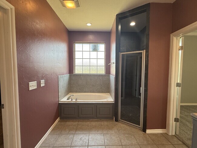Building Photo - 3-bedroom, 2-bath home with a dedicated study located in The Creeks at Wimberley